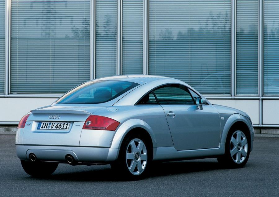  Audi TT Coupe (8N) 1998 года  (WW) (фото 10 из 25)